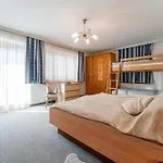 Nussbaumer S * Niedernsill