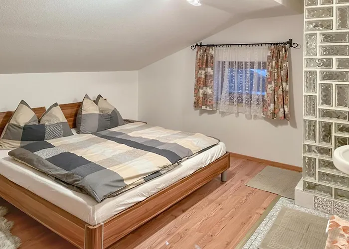 Nussbaumer S アパート *